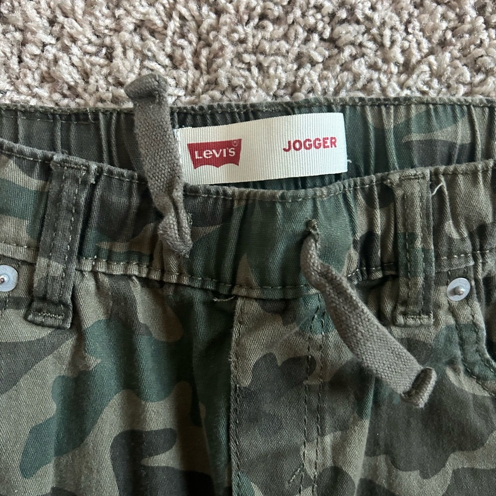 Boys Levi Camo Joggers
